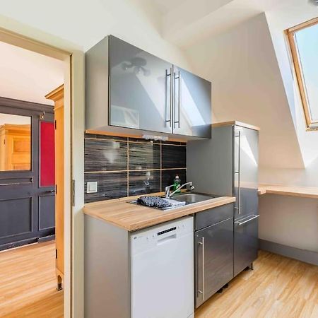 Modern Colonial Style, Central, Rooftop, Bbq Vienne Extérieur photo